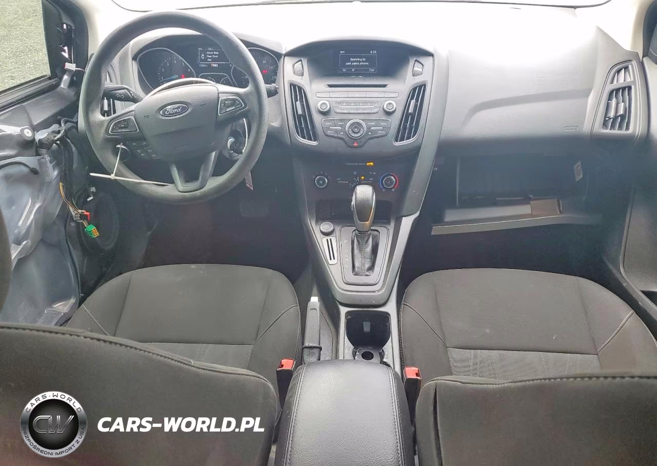 2017 Ford Focus Se VIN:1FADP3K22HL344622 - 8