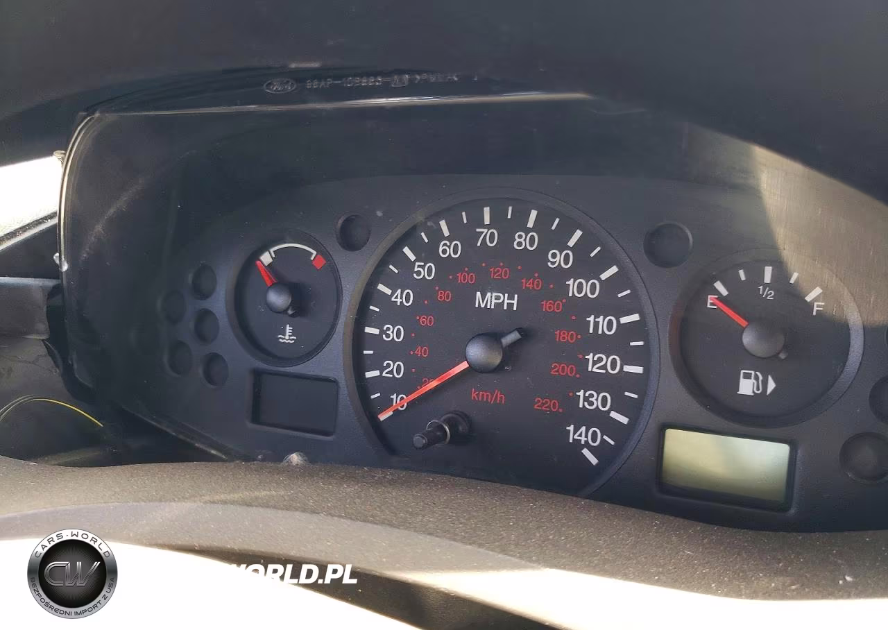 2007 Ford Focus Zx4 VIN:1FAFP34N57W173670 - 10