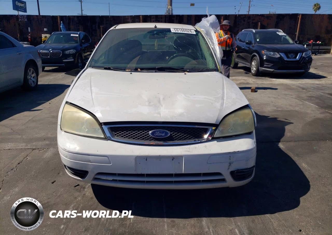 2007 Ford Focus Zx4 VIN:1FAFP34N57W173670 - 5