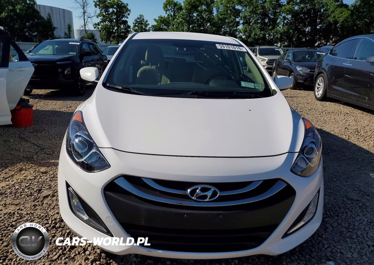 2013 Hyundai Elantra Gt Base VIN:KMHD35LE4DU118673 - 5
