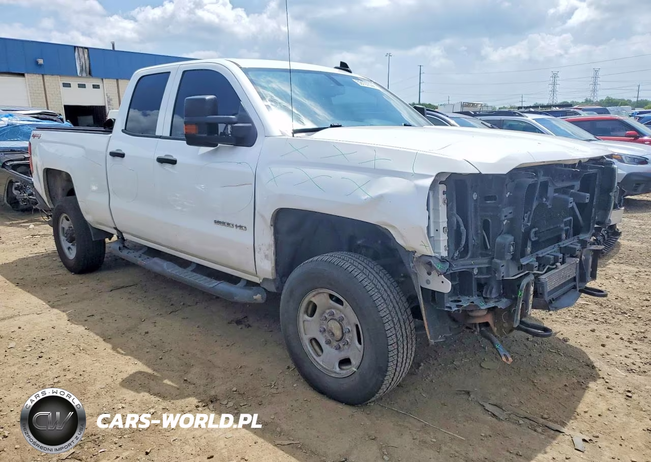 2018 Chevrolet Silverado K2500 Heavy Duty VIN:1GC2KUEG4JZ262228 - 4