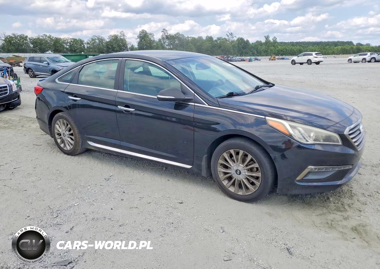 2015 Hyundai Sonata Limited VIN:5NPE34AF9FH238156 - 4