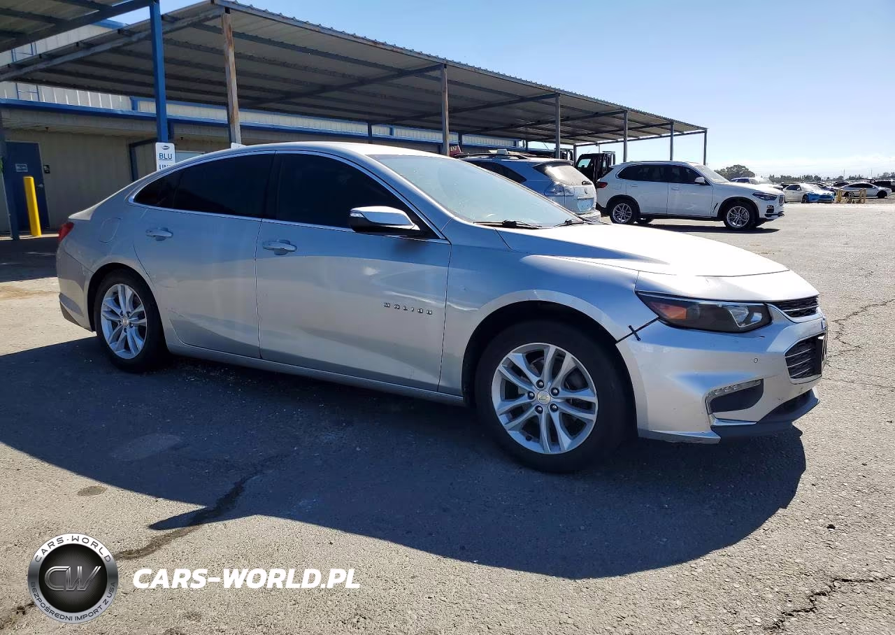 2018 Chevrolet Malibu Lt VIN:1G1ZD5ST0JF222089 - 4
