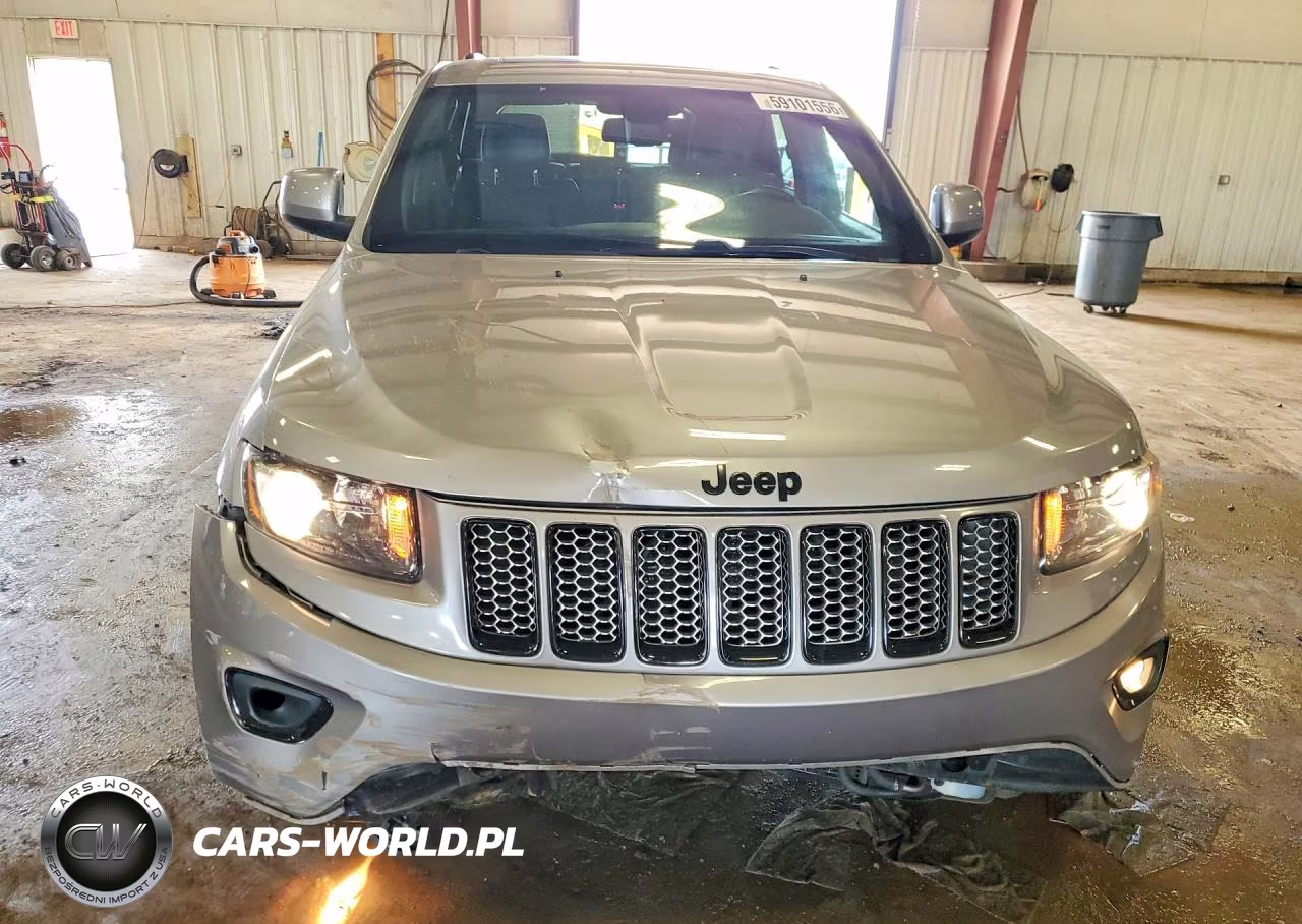 2014 Jeep Grand Cherokee Laredo VIN:1C4RJFAG8EC541550 - 5