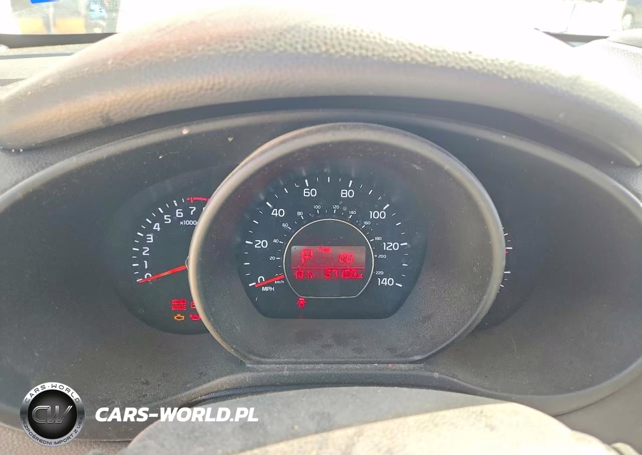 2018 Kia Soul + VIN:KNDJP3A51J7555124 - 9