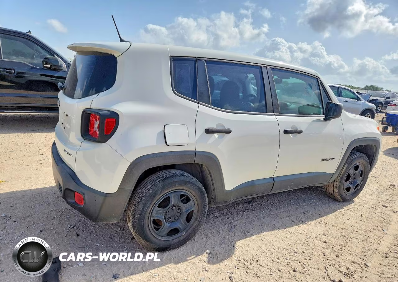 2015 Jeep Renegade Sport VIN:ZACCJBAT7FPC19720 - 3