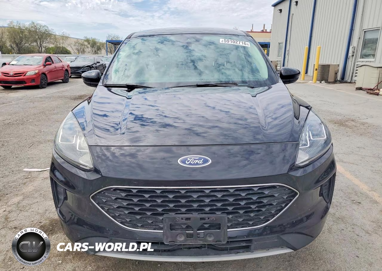 2021 Ford Escape Se VIN:1FMCU9G69MUB22656 - 5