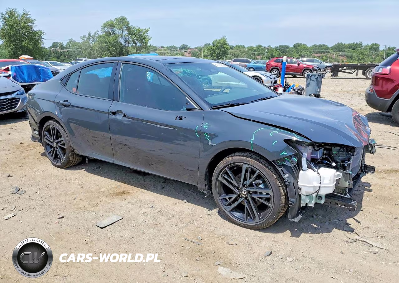 2026 Toyota Camry Xse VIN:4T1DAACKXTU242367 - 4