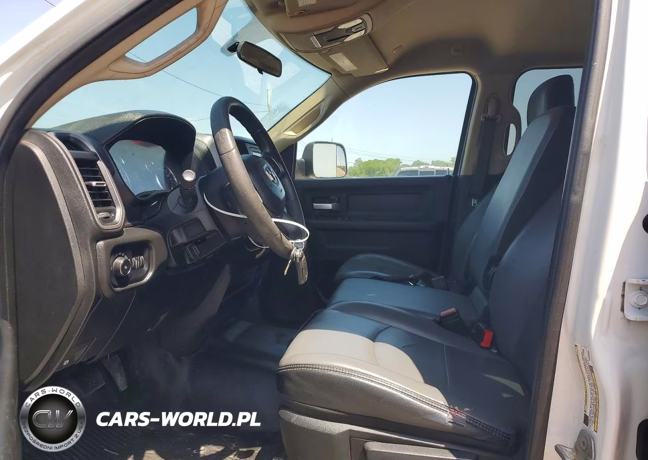 2019 Ram 3500 Tradesman VIN:3C7WR3GJ3KG605034 - 7