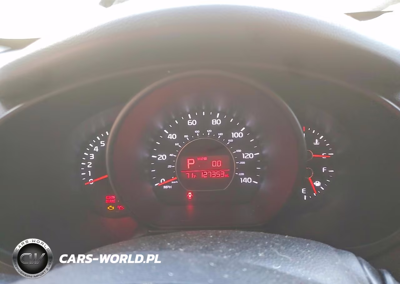 2018 Kia Soul + VIN:KNDJP3A5XJ7577011 - 9