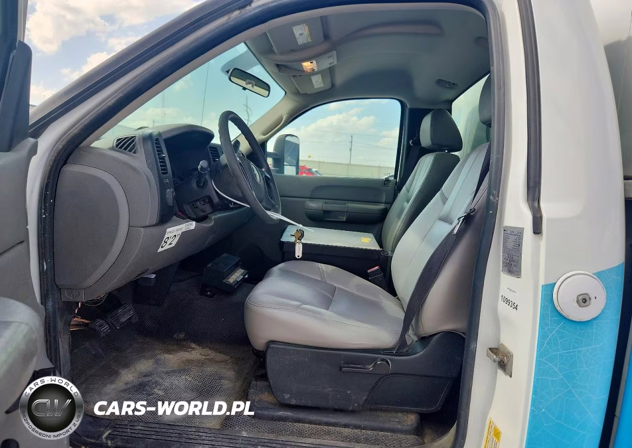 2008 Chevrolet Silverado C1500 VIN:1GCEC14X48Z136472 - 7