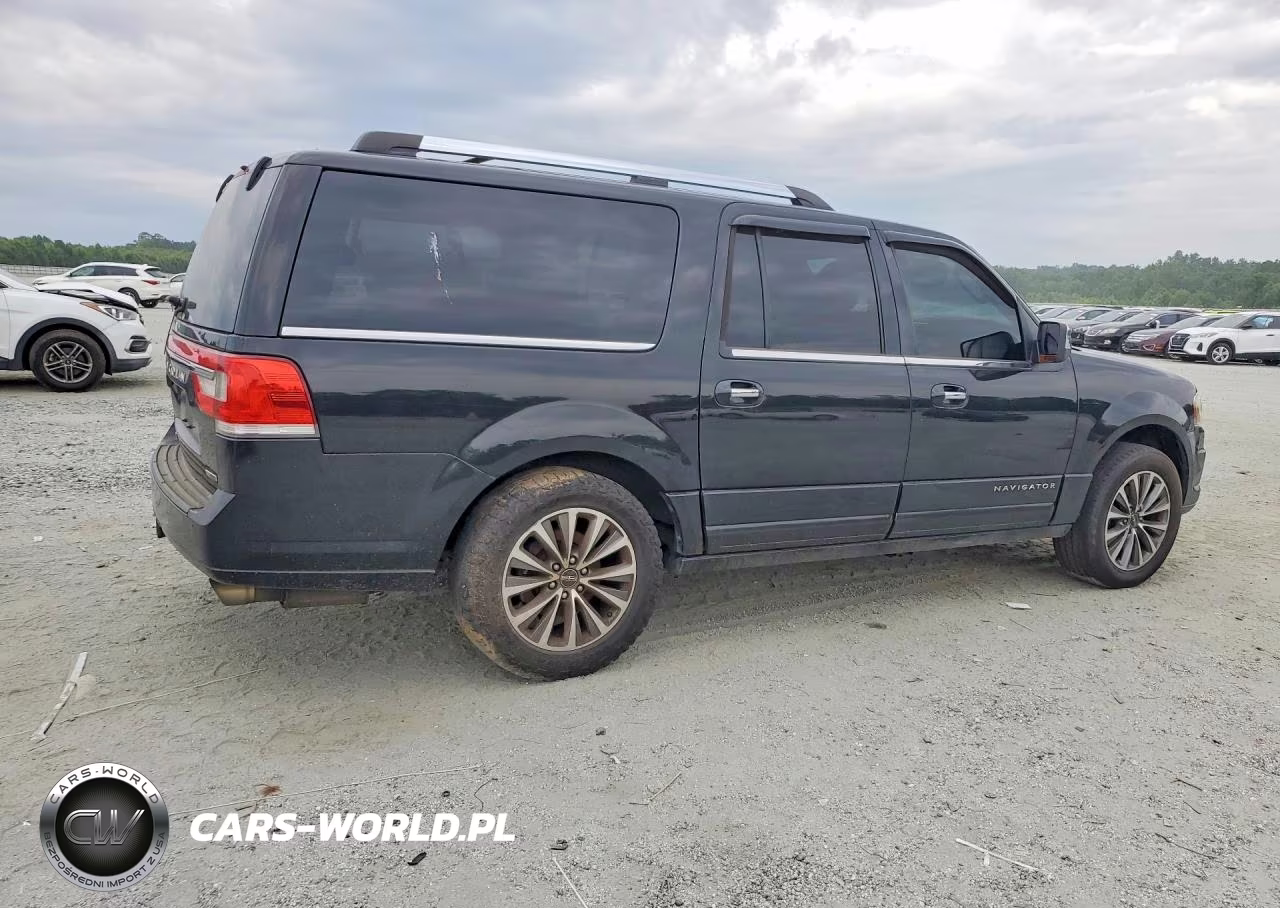 2015 Lincoln Navigator L VIN:5LMJJ3HT2FEJ02938 - 3
