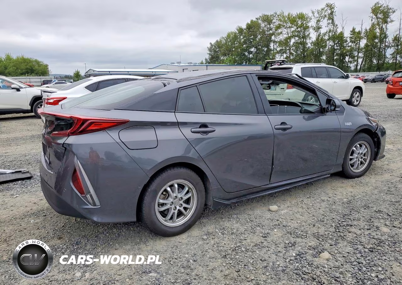 2017 Toyota Prius Prime Advanced VIN:JTDKARFP8H3032235 - 3