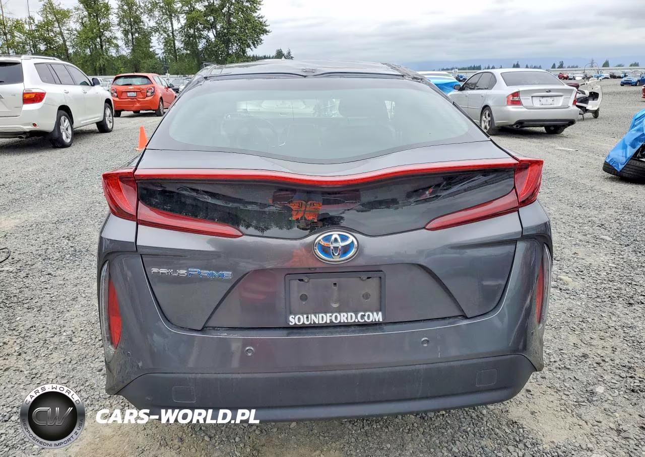 2017 Toyota Prius Prime Advanced VIN:JTDKARFP8H3032235 - 6