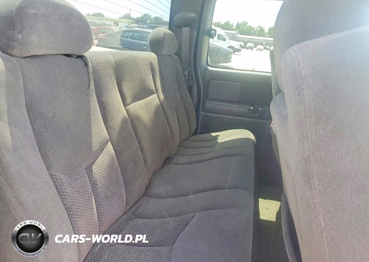 2004 Chevrolet Silverado C1500 VIN:2GCEC19T841288179 - 10
