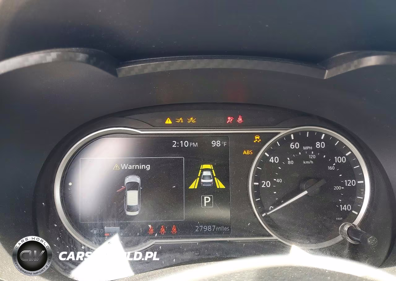 2024 Nissan Versa Sr VIN:3N1CN8FV7RL875806 - 9