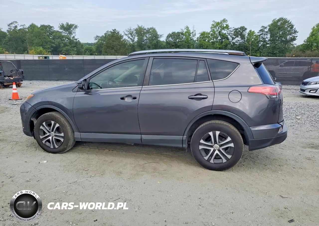 2018 Toyota Rav4 Le VIN:JTMZFREV2JJ197599 - 2