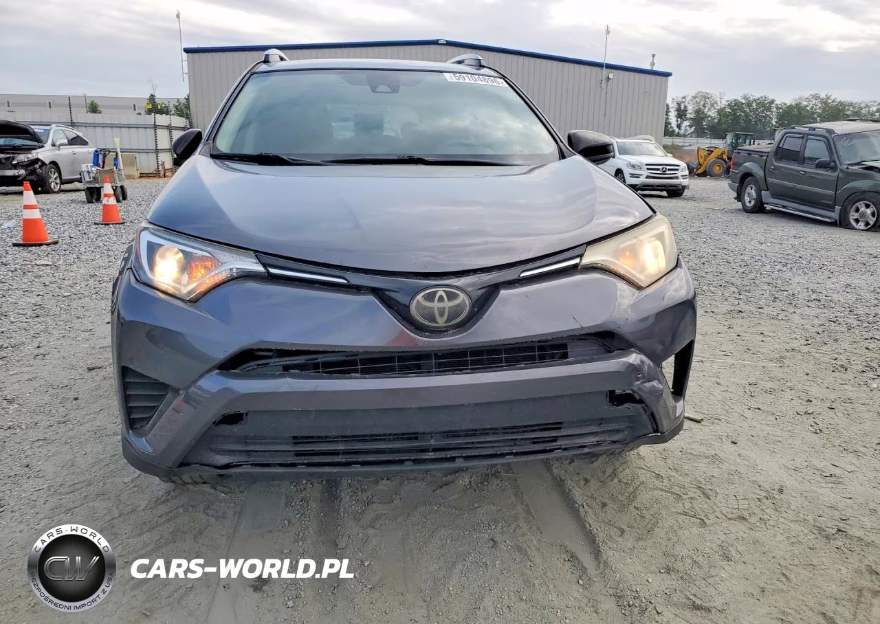 2018 Toyota Rav4 Le VIN:JTMZFREV2JJ197599 - 5