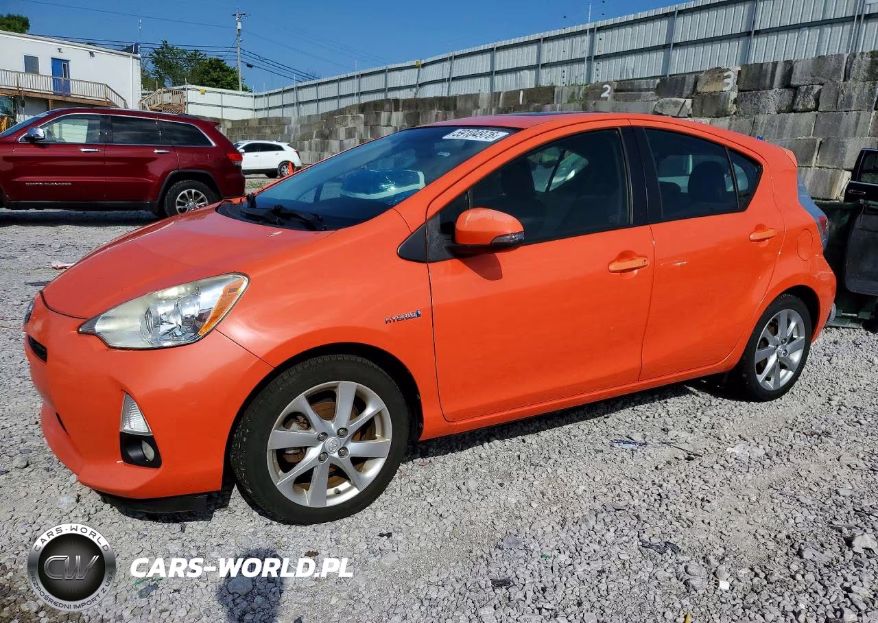 2014 Toyota Prius C Four