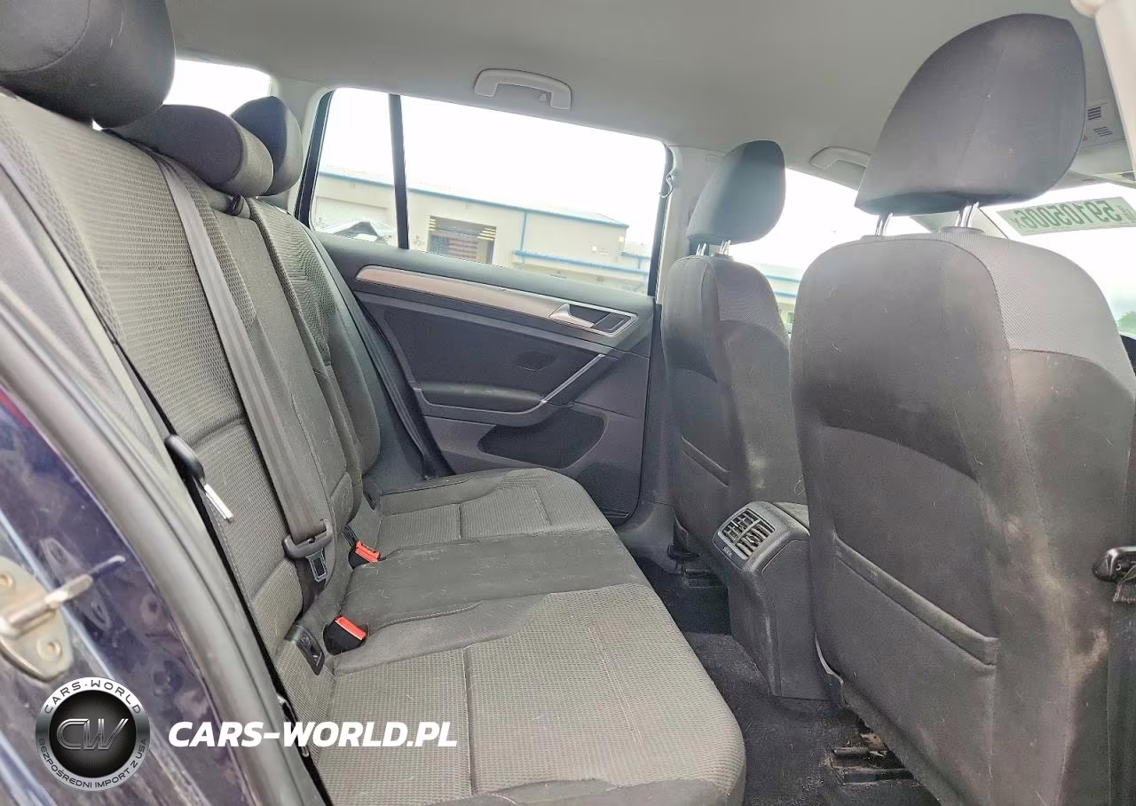 2017 Volkswagen Golf Sportwagen S VIN:3VWA17AU8HM534297 - 10