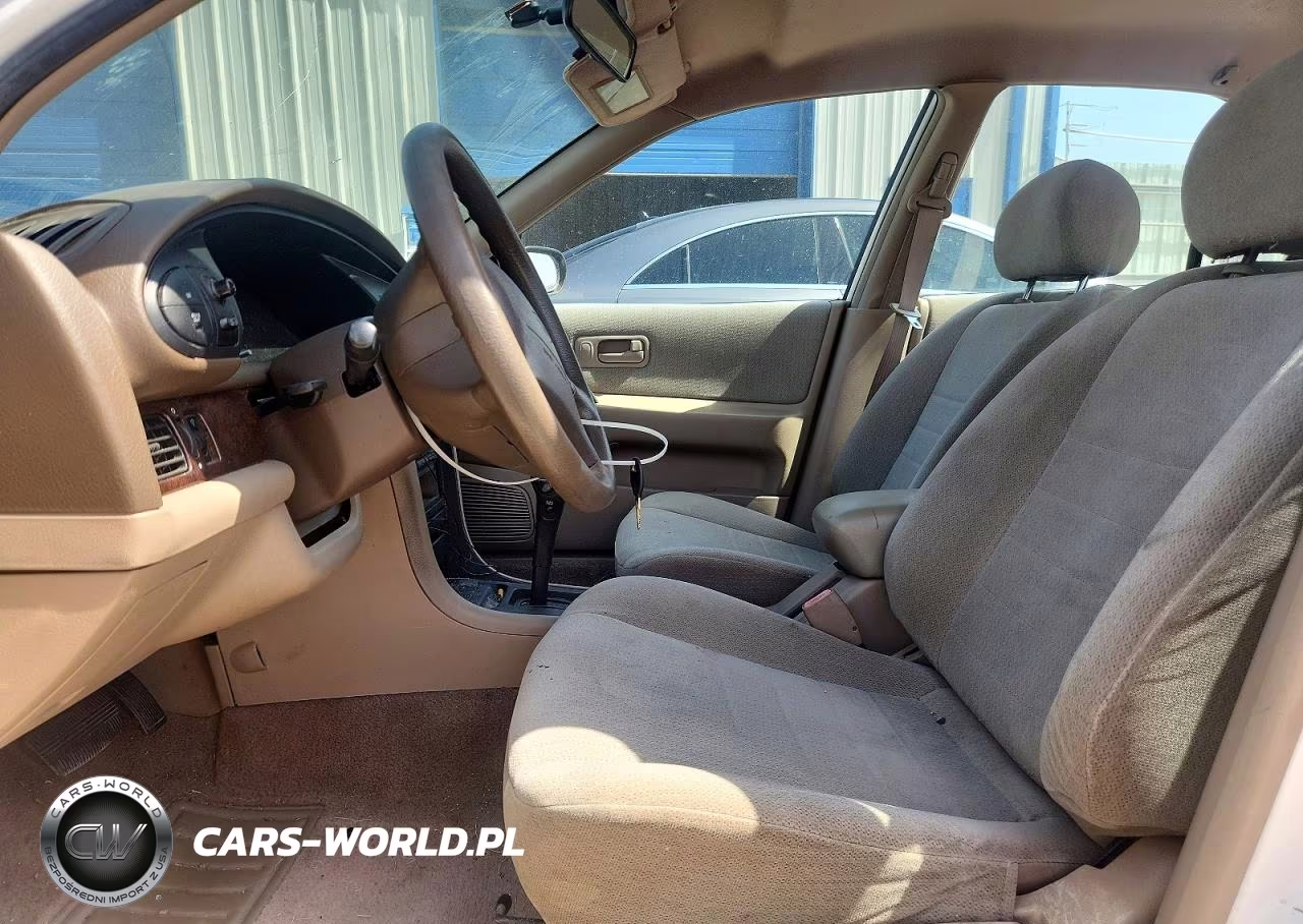 1997 Nissan Altima VIN:1N4BU31D8VC164463 - 7