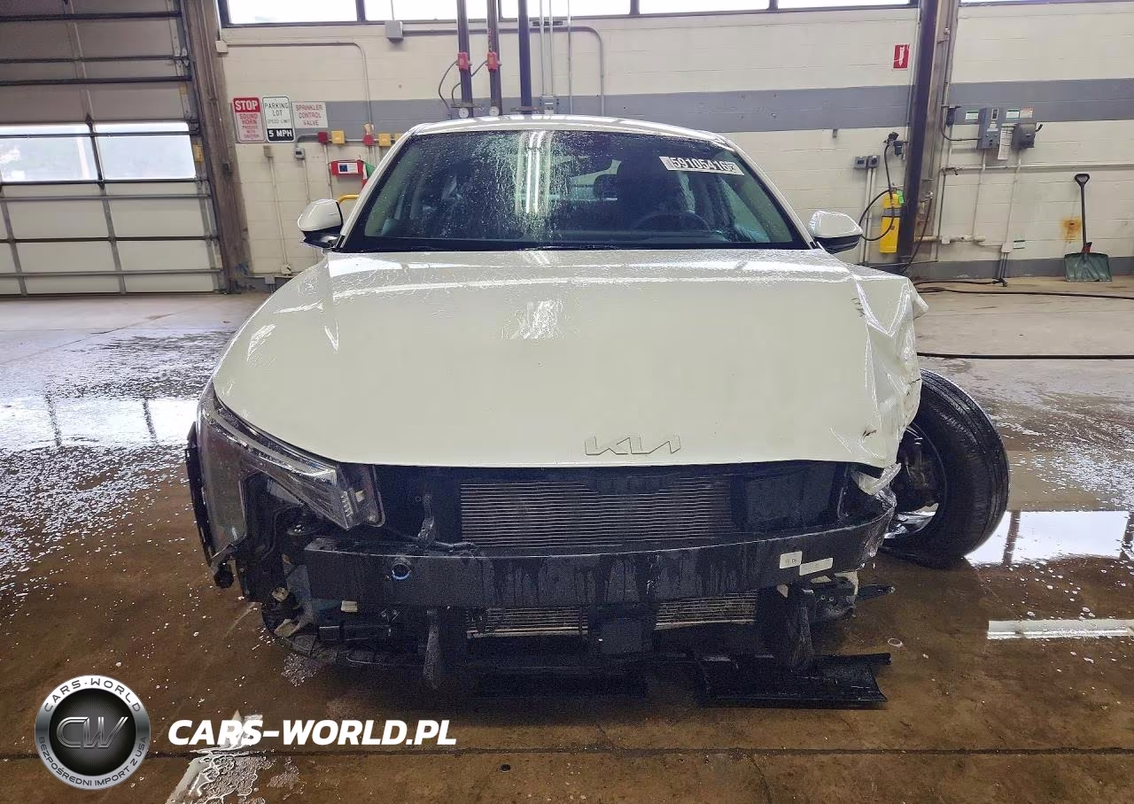 2025 Kia K4 Lxs VIN:3KPFT4DE9SE158569 - 5