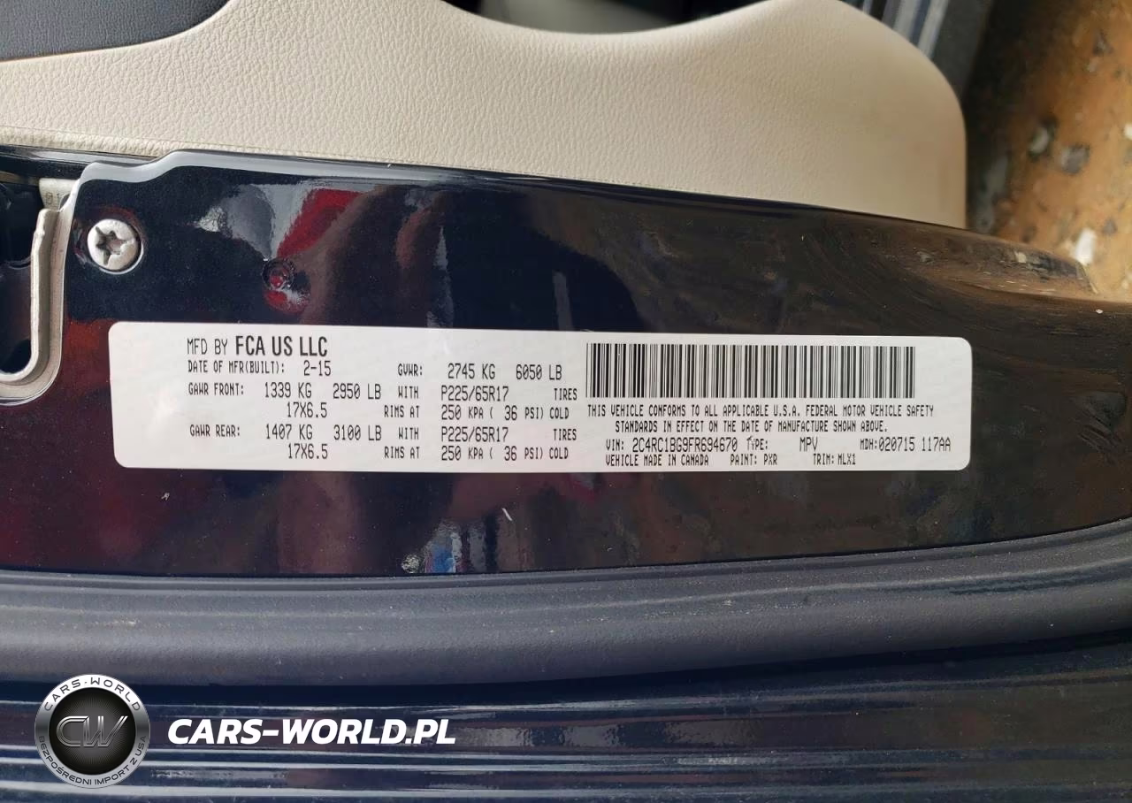2015 Chrysler Town & Country Touring VIN:2C4RC1BG9FR694670 - 13