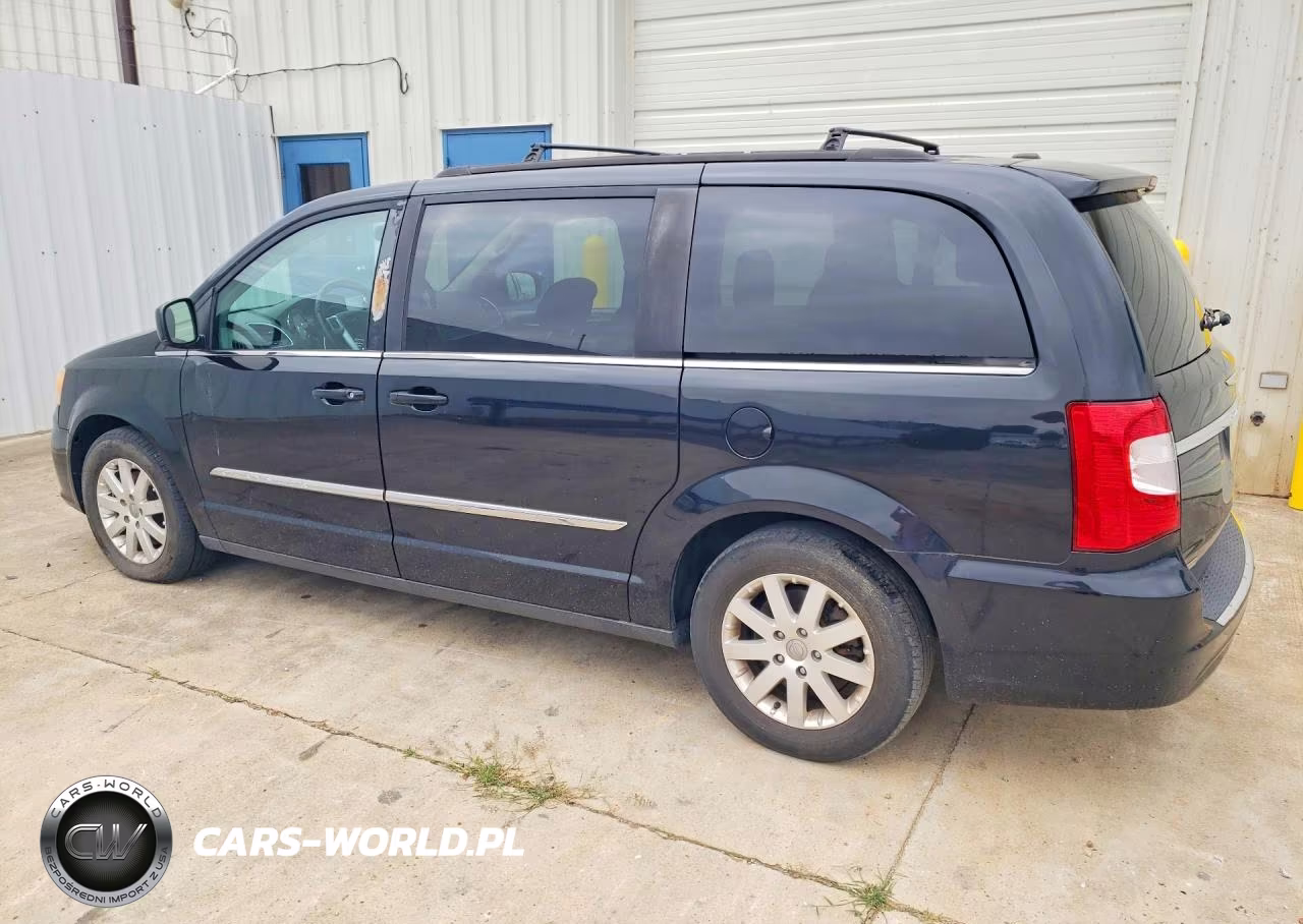 2015 Chrysler Town & Country Touring VIN:2C4RC1BG9FR694670 - 2