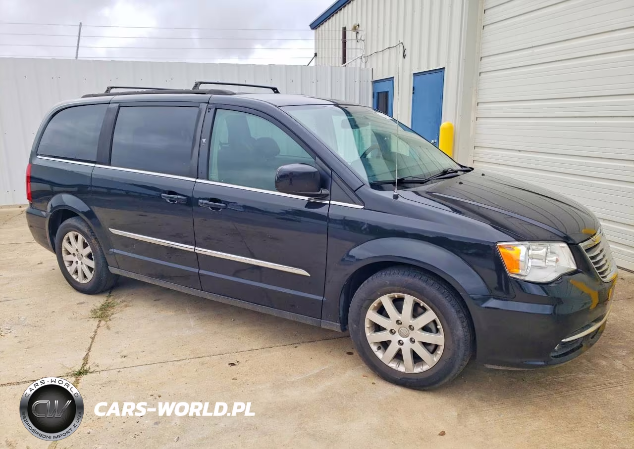 2015 Chrysler Town & Country Touring VIN:2C4RC1BG9FR694670 - 4