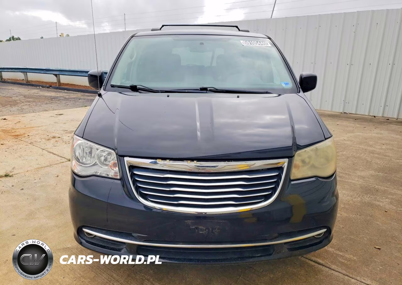 2015 Chrysler Town & Country Touring VIN:2C4RC1BG9FR694670 - 5
