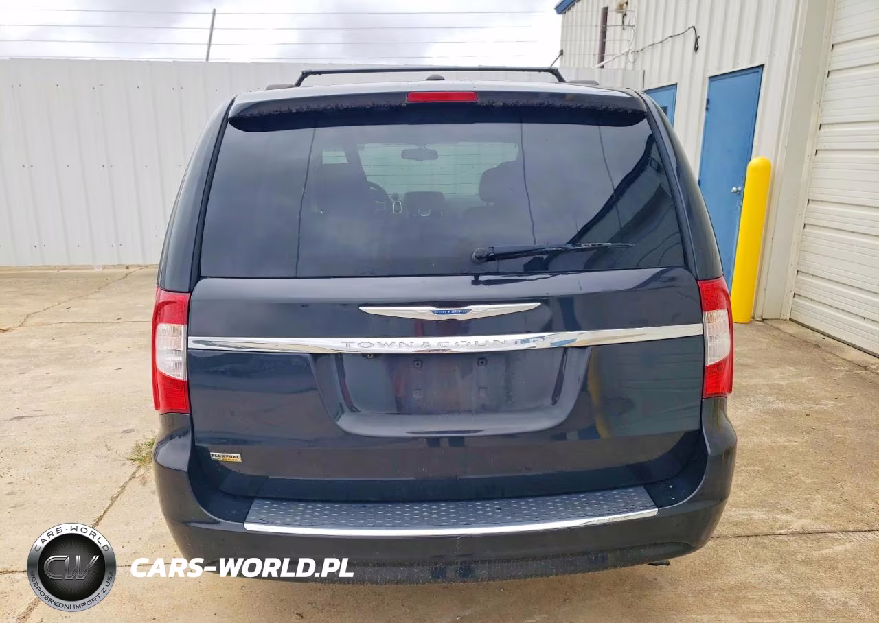 2015 Chrysler Town & Country Touring VIN:2C4RC1BG9FR694670 - 6
