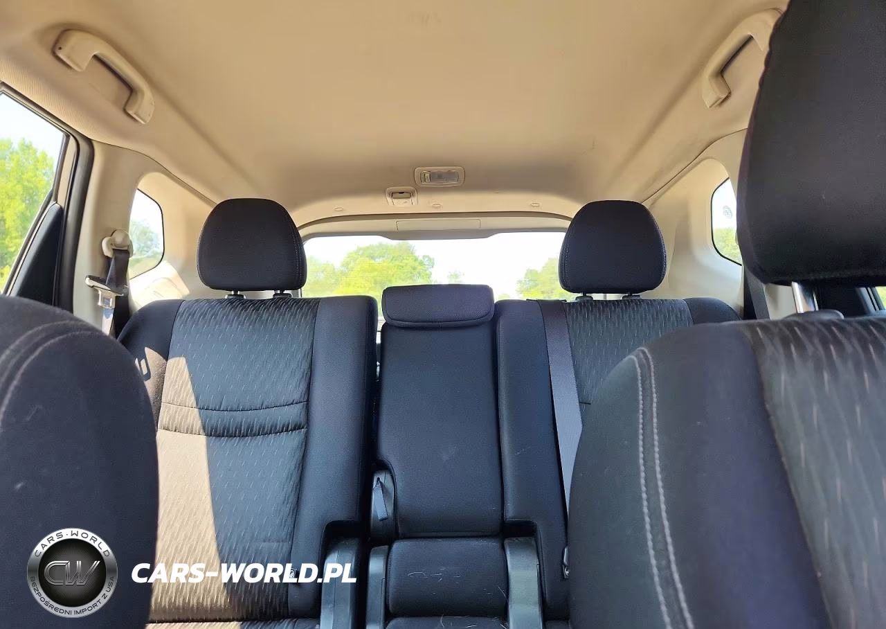 2018 Nissan Rogue S VIN:JN8AT2MVXJW310690 - 10