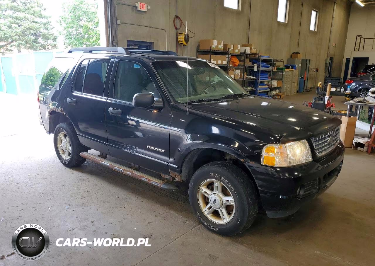 2005 Ford Explorer Xlt VIN:1FMDU73K05ZA45949 - 4