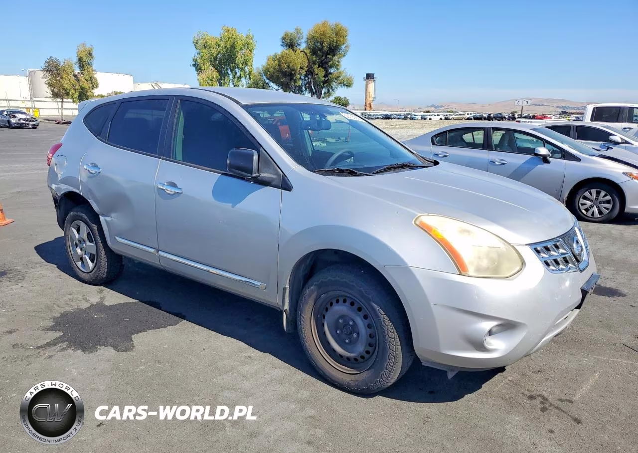 2011 Nissan Rogue S VIN:JN8AS5MV3BW666260 - 4