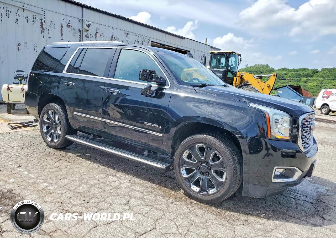 2019 GMC Yukon Denali VIN:1GKS2CKJ3KR137978 - 4