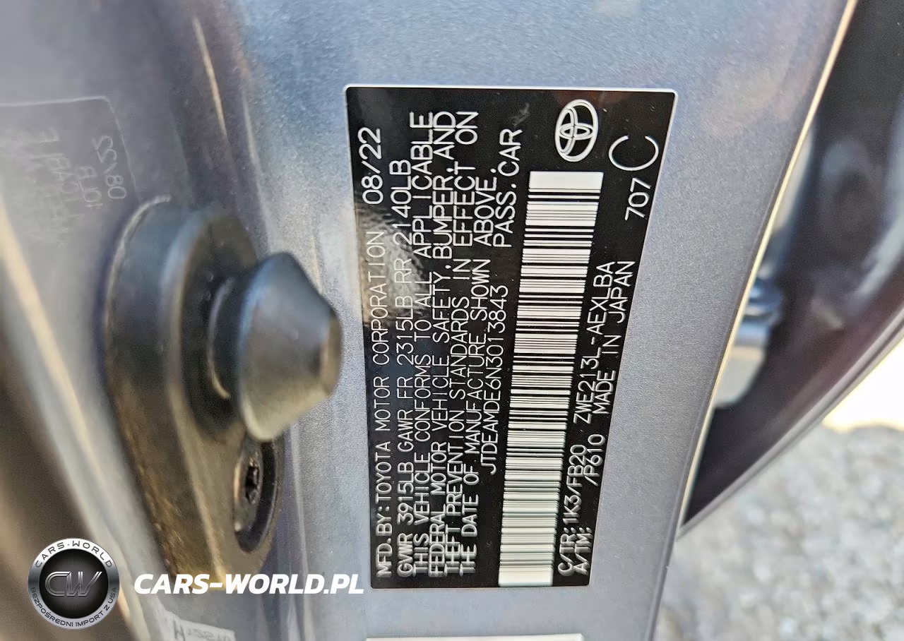 2022 Toyota Corolla Le VIN:JTDEAMDE6N3013843 - 13