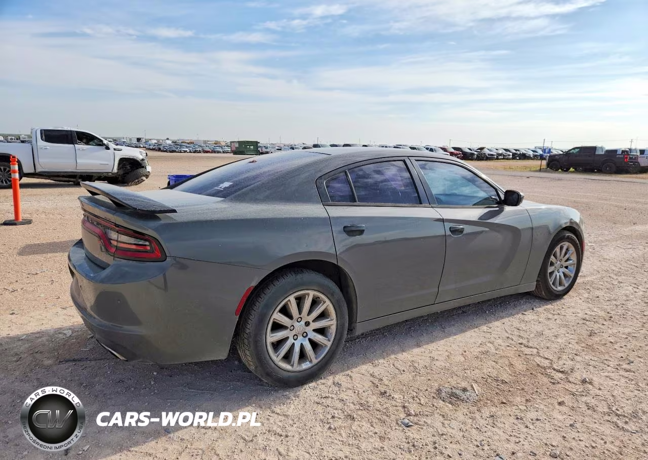 2017 Dodge Charger Se VIN:2C3CDXBG8HH654745 - 3