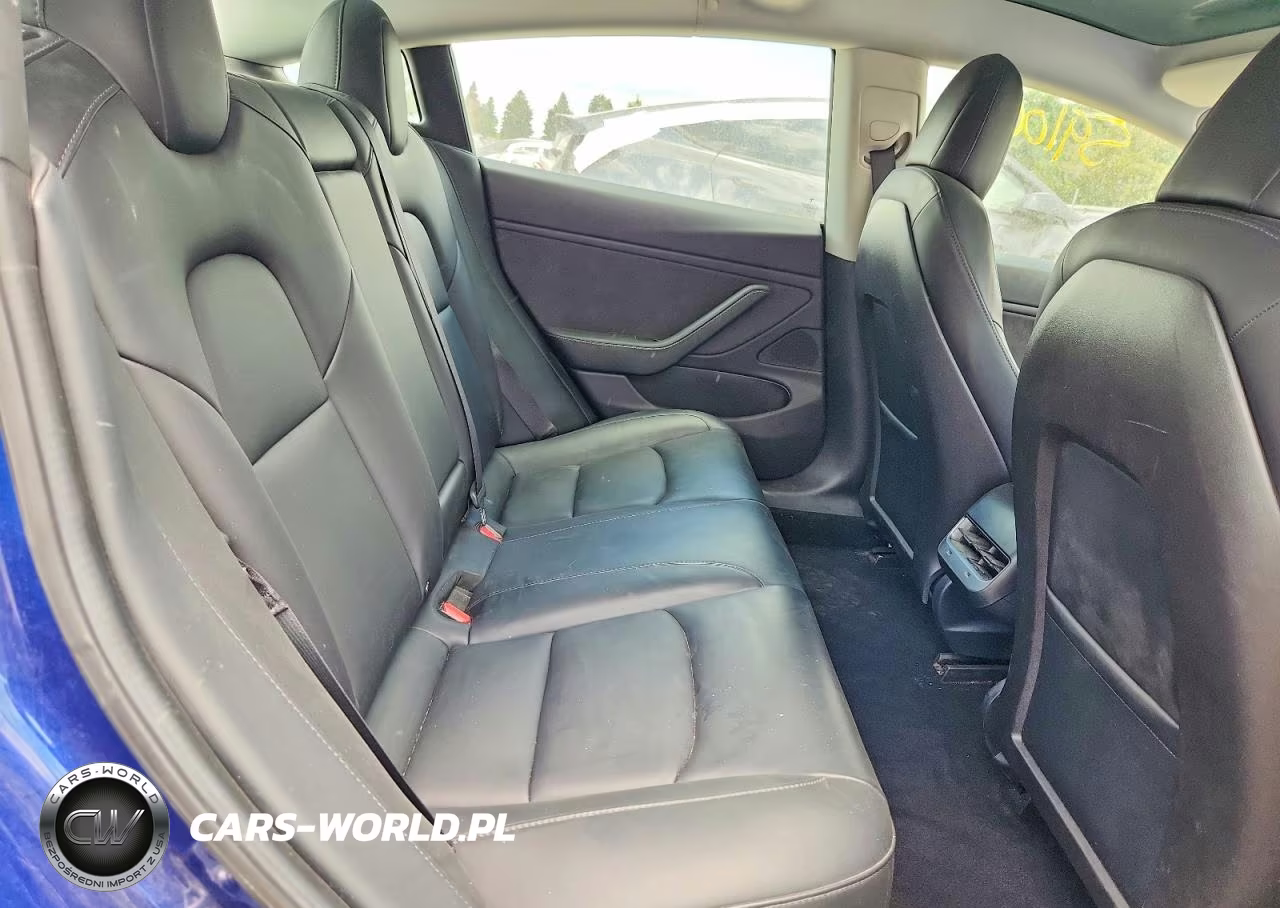 2019 Tesla Model 3 VIN:5YJ3E1EB8KF418275 - 10