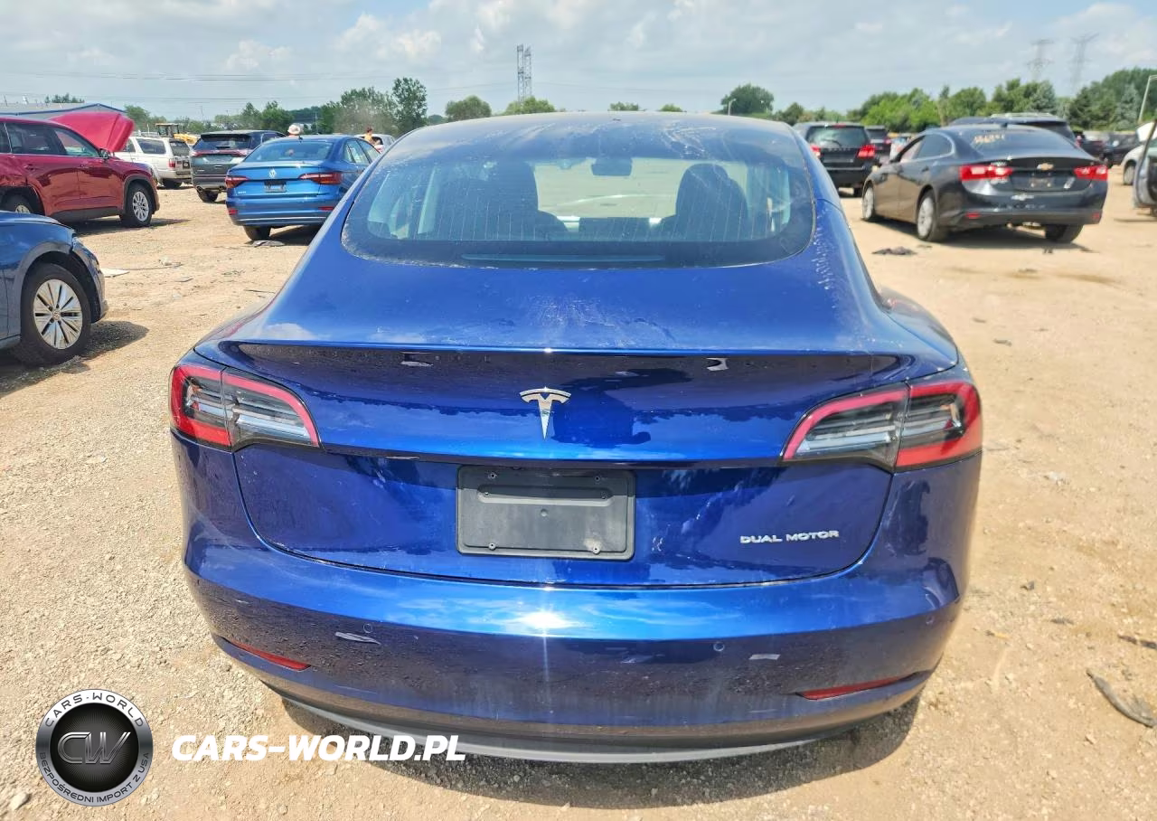 2019 Tesla Model 3 VIN:5YJ3E1EB8KF418275 - 6