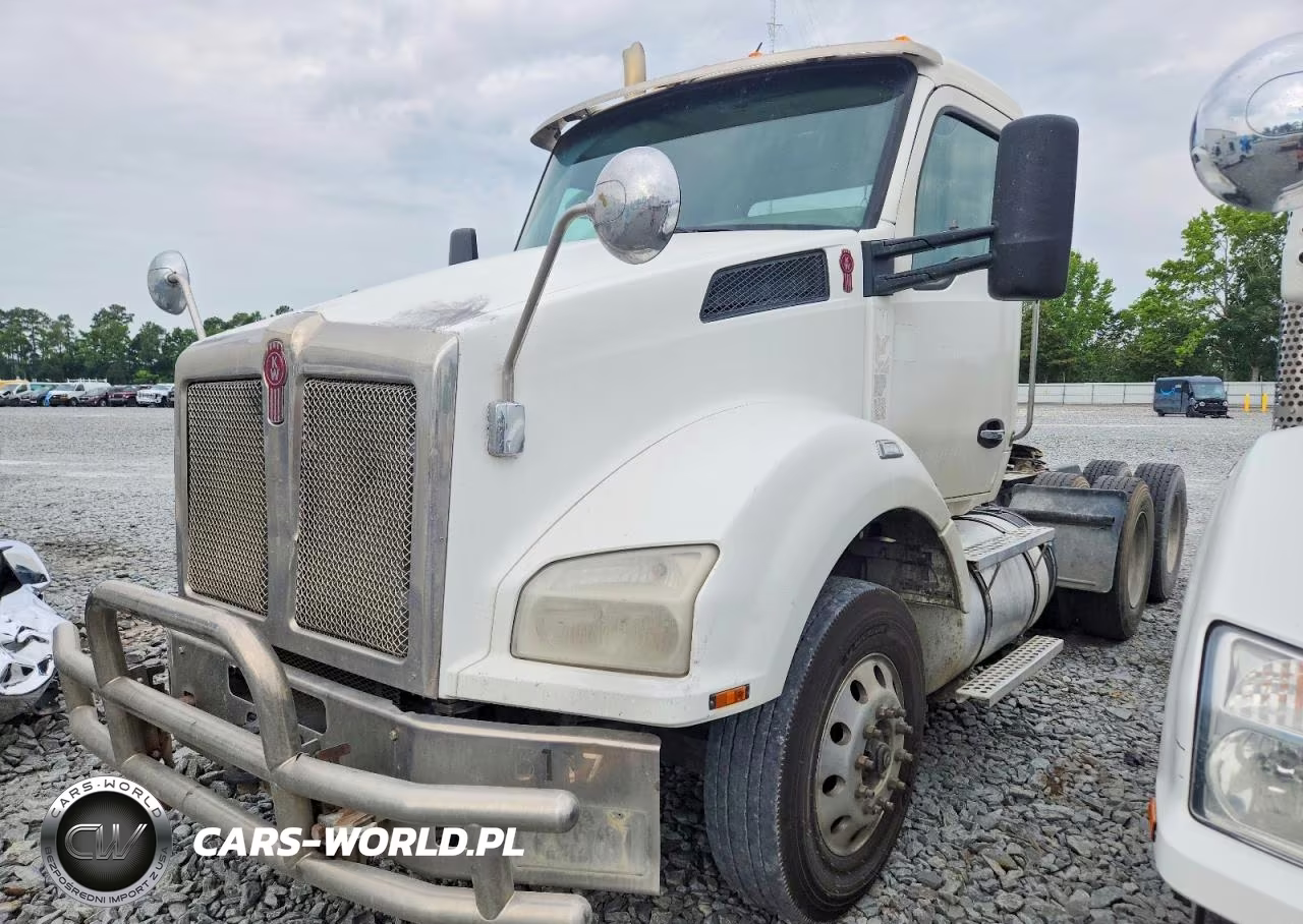 2017 Kenworth T880 Semi Truck VIN:1XKZDP9X8HJ168595 - 2