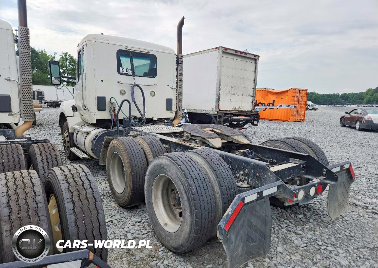 2017 Kenworth T880 Semi Truck VIN:1XKZDP9X8HJ168595 - 3