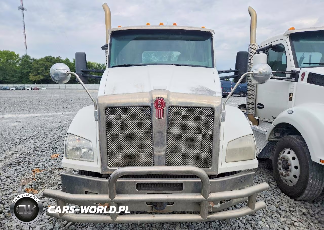 2017 Kenworth T880 Semi Truck VIN:1XKZDP9X8HJ168595 - 9