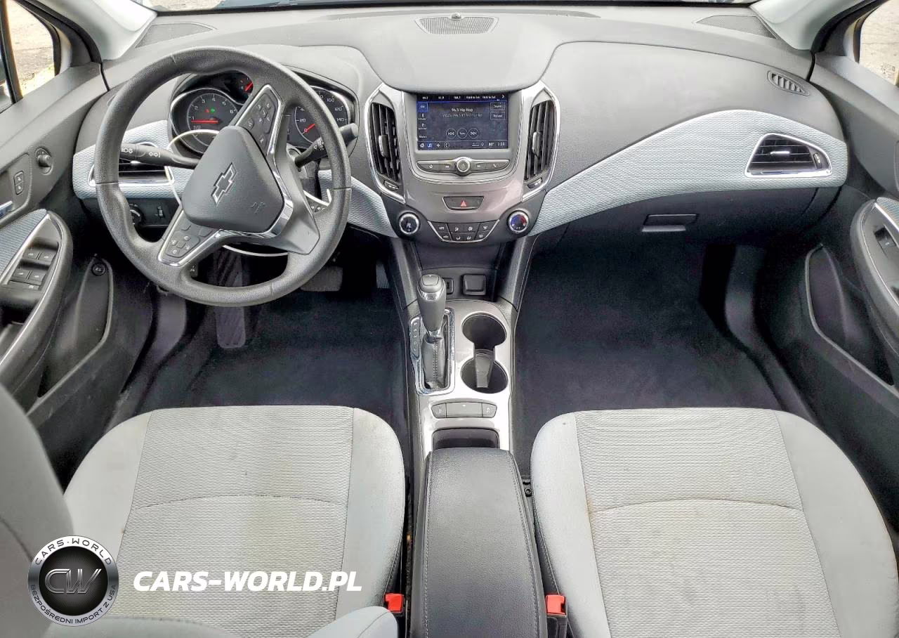 2019 Chevrolet Cruze Lt VIN:1G1BE5SM8K7134958 - 8