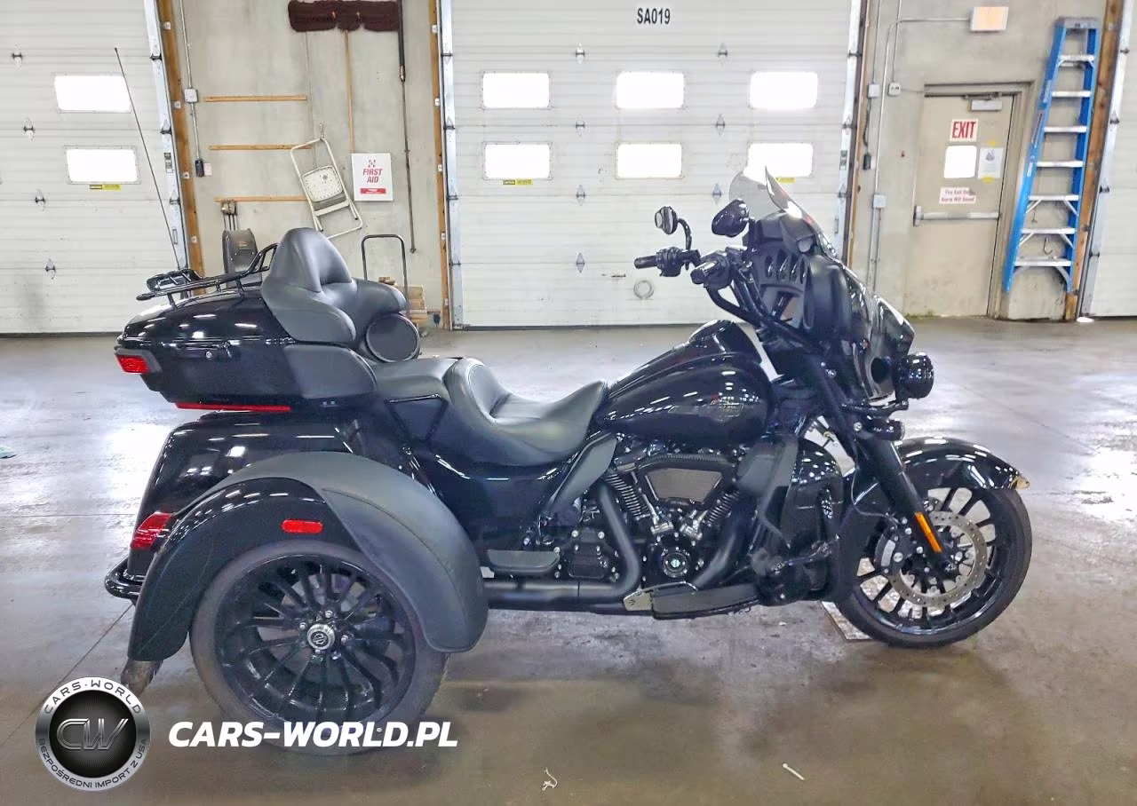 2025 Harley-Davidson Flhtcutg
