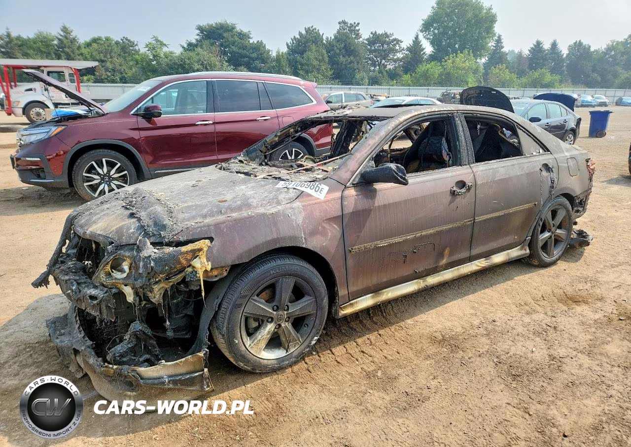 2011 Toyota Camry Se – zdjęcie 1 z 11