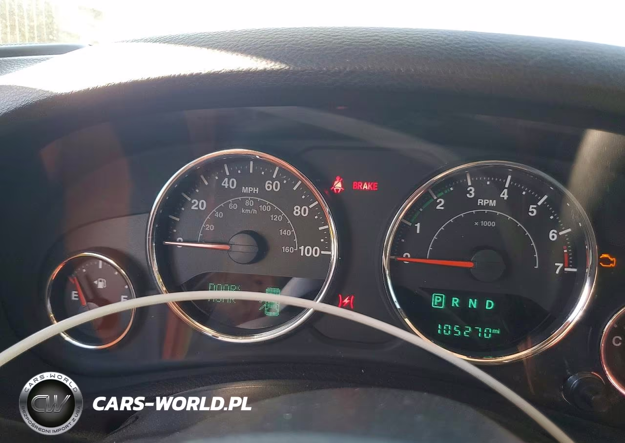 2015 Jeep Wrangler VIN:1C4BJWDG5FL723656 - 9
