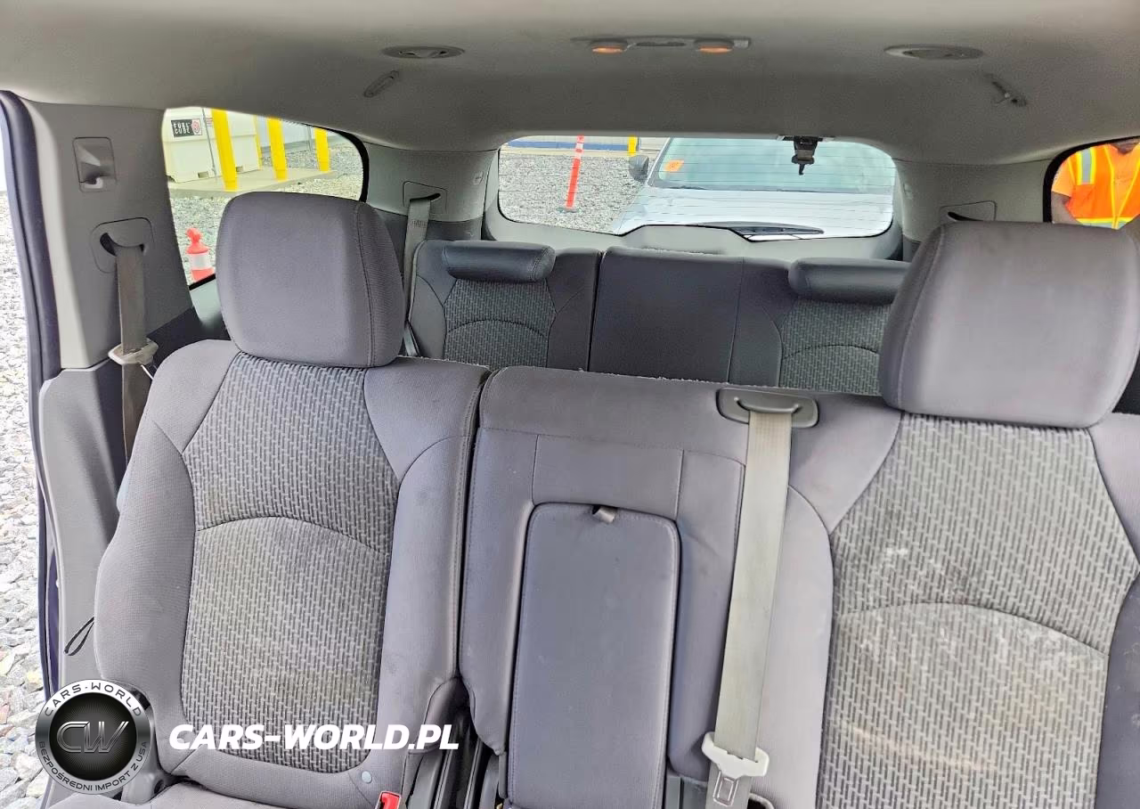 2012 Chevrolet Traverse Ls VIN:1GNKREED9CJ203210 - 10