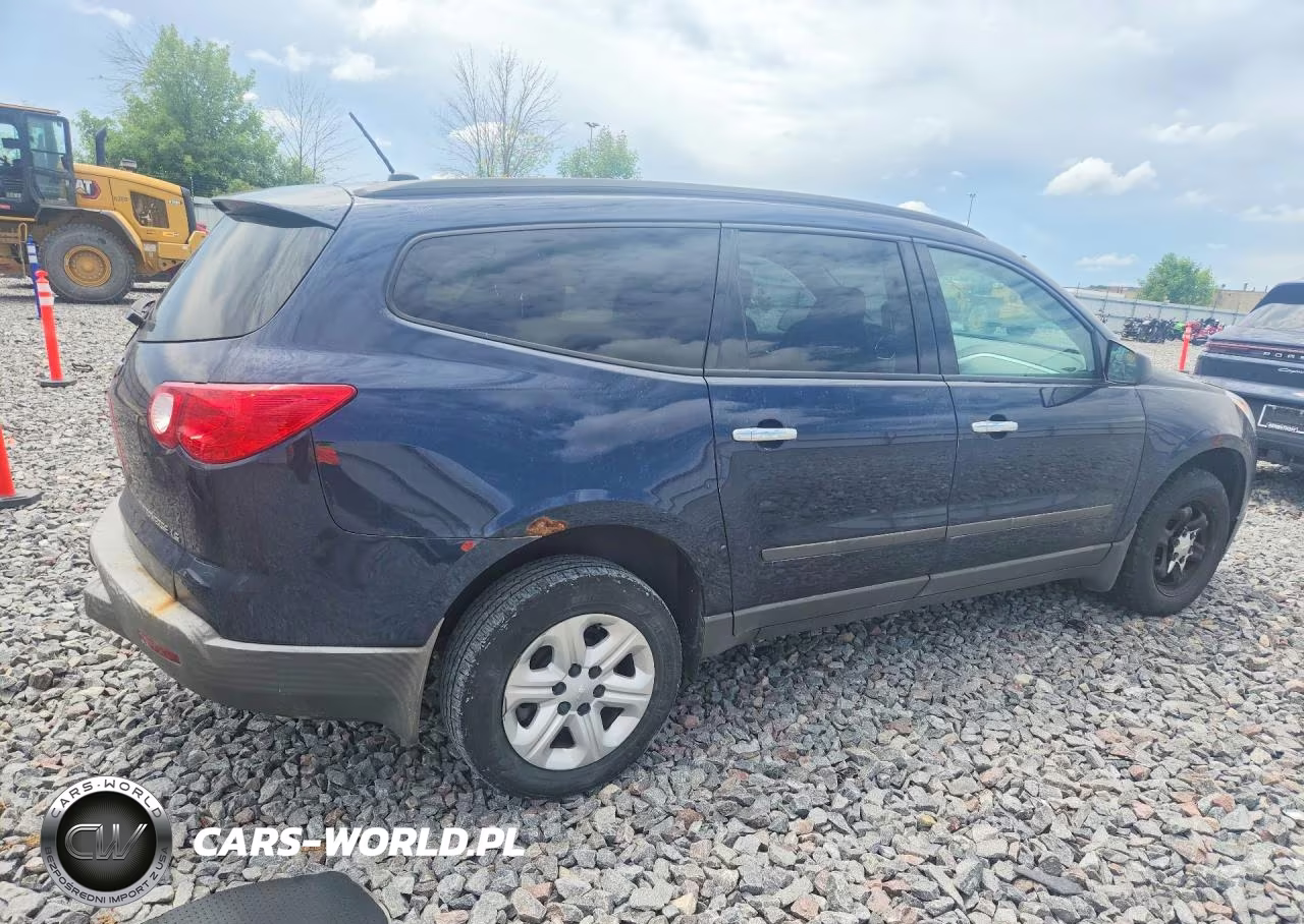 2012 Chevrolet Traverse Ls VIN:1GNKREED9CJ203210 - 3