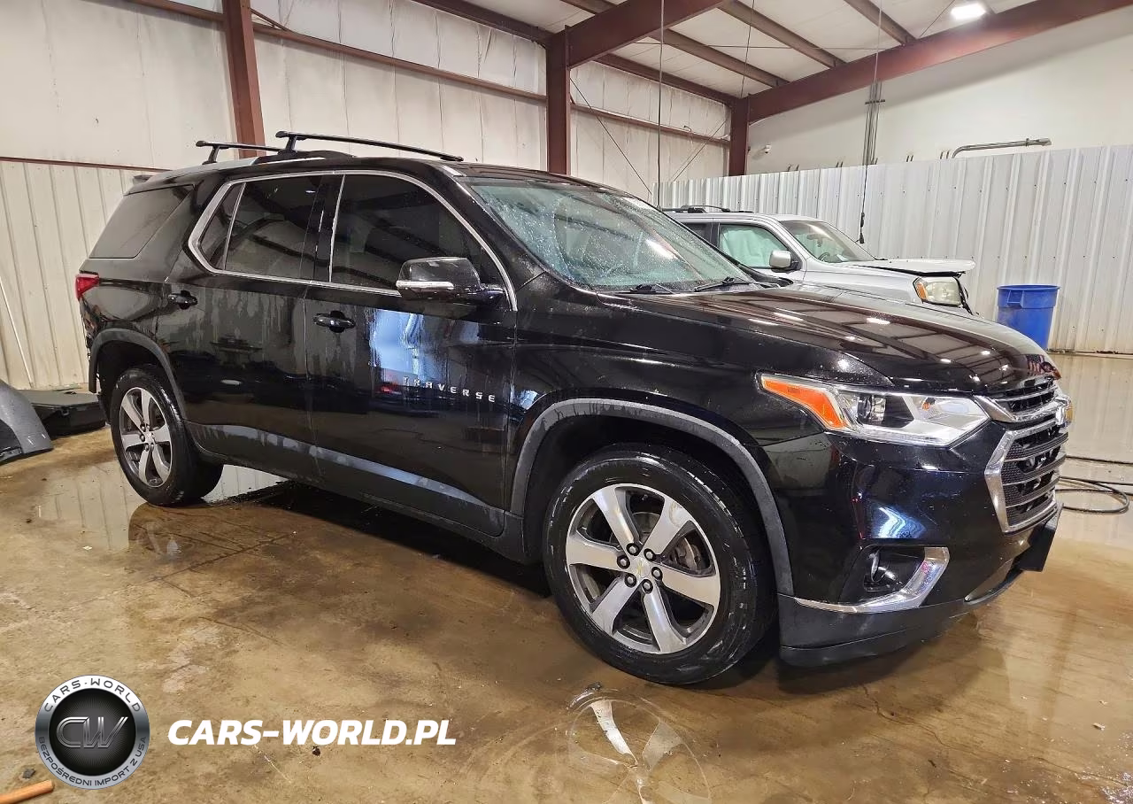 2018 Chevrolet Traverse Lt VIN:1GNEVHKW5JJ117471 - 4