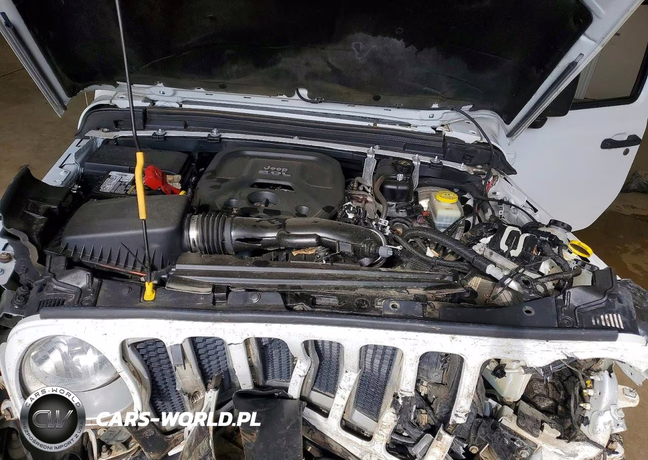 2020 Jeep Wrangler Unlimited Sahara VIN:1C4HJXEN2LW181620 - 11